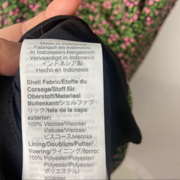 J Crew floral dress with smocked sleeve - Picture 5 of 5